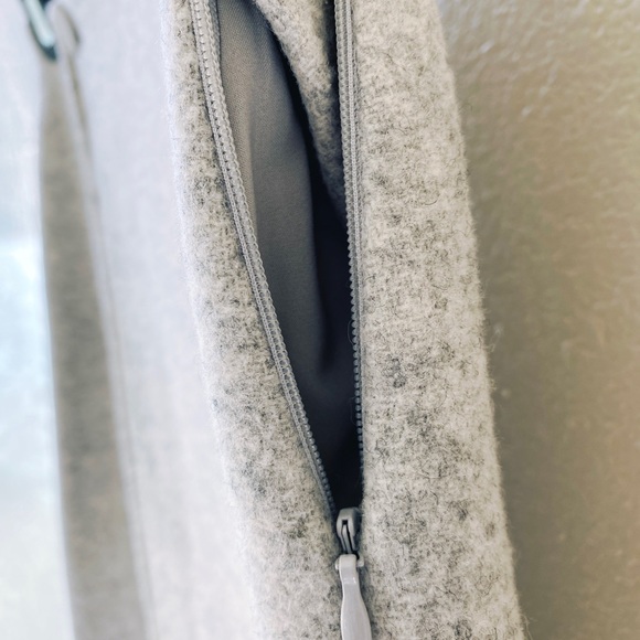 CLUB MONACO Heather Grey Wool skirt Size 00 - Picture 4 of 6